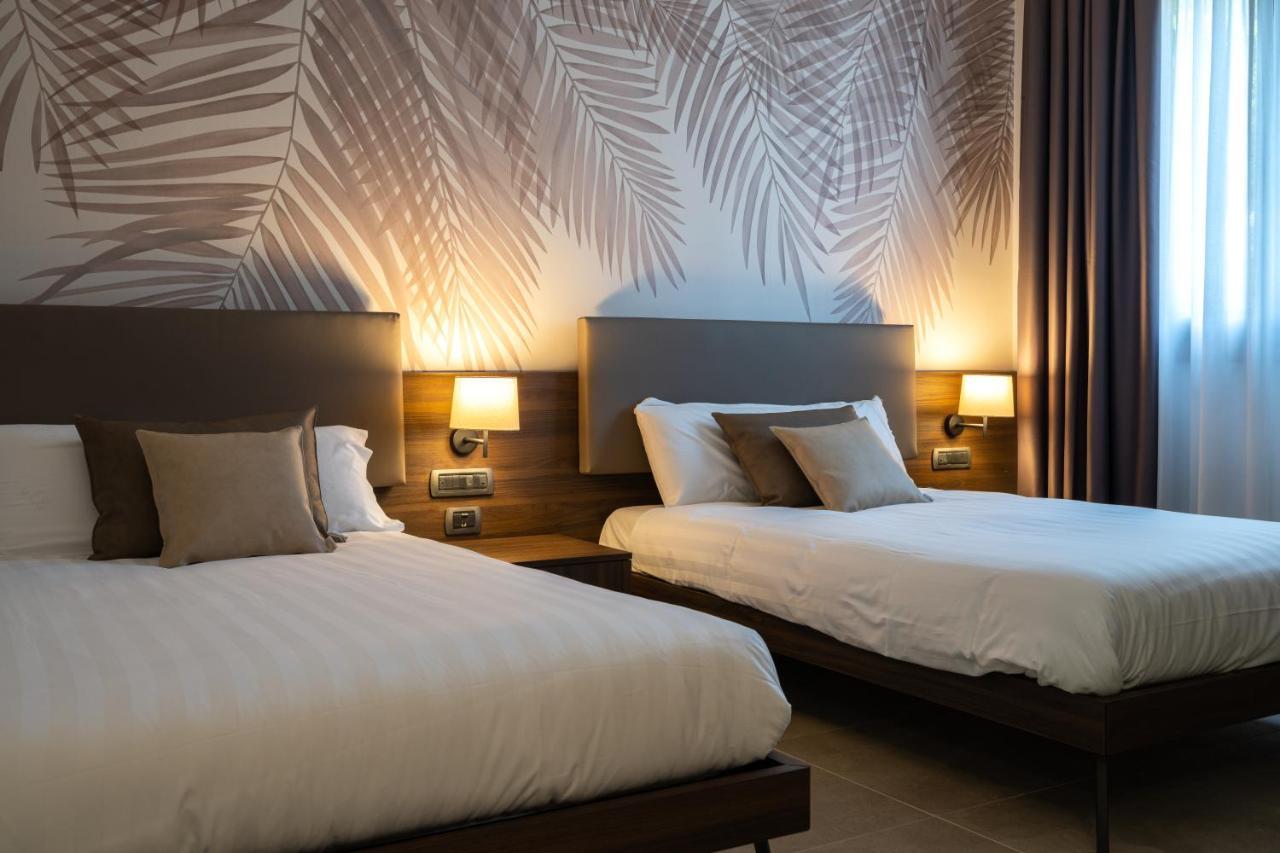 Hotel Ulivi Паратико Экстерьер фото