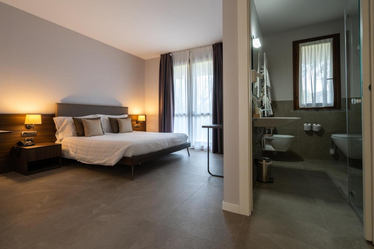 Hotel Ulivi Паратико Экстерьер фото