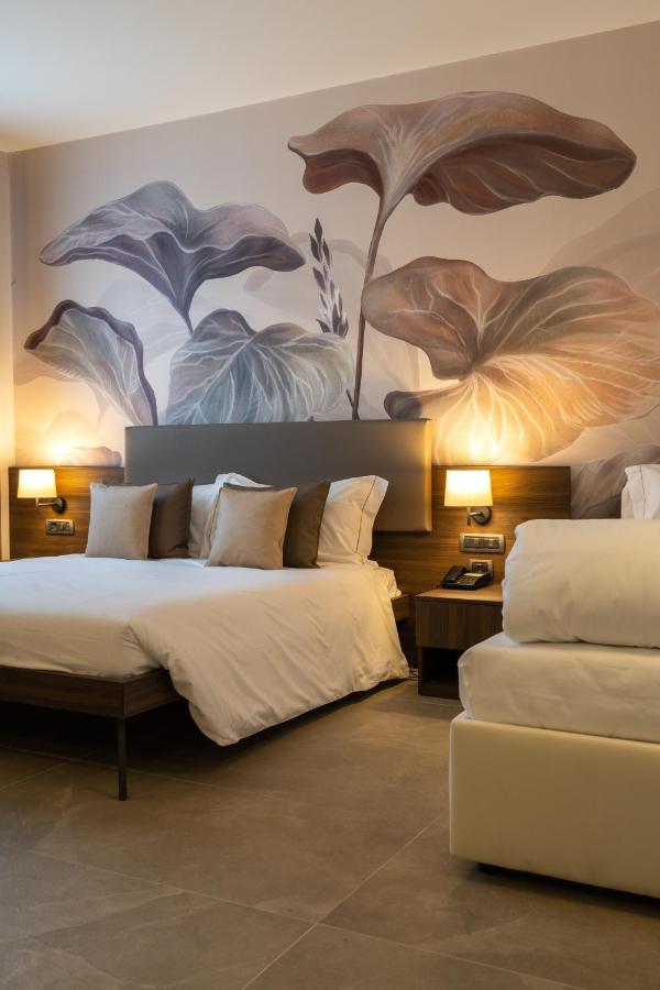 Hotel Ulivi Паратико Экстерьер фото