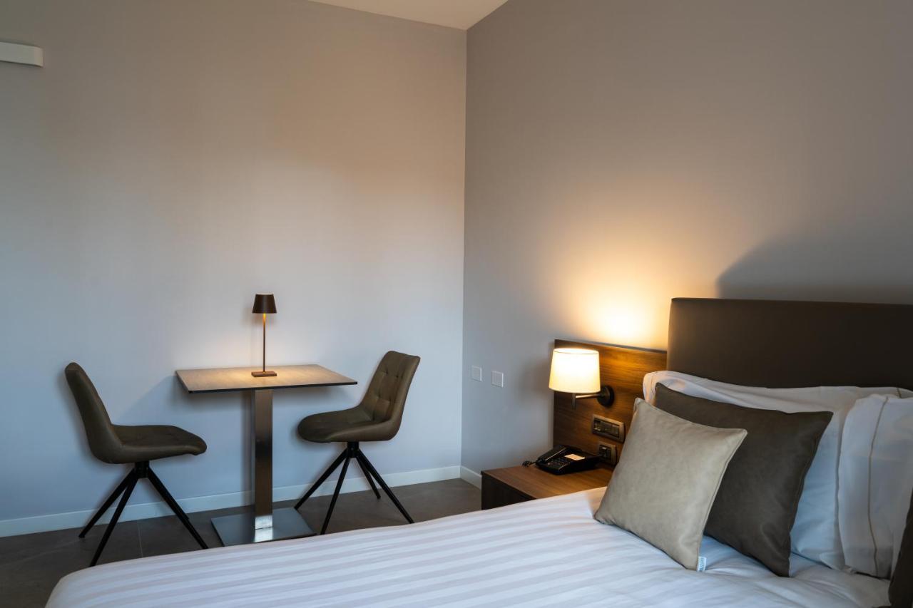 Hotel Ulivi Паратико Экстерьер фото