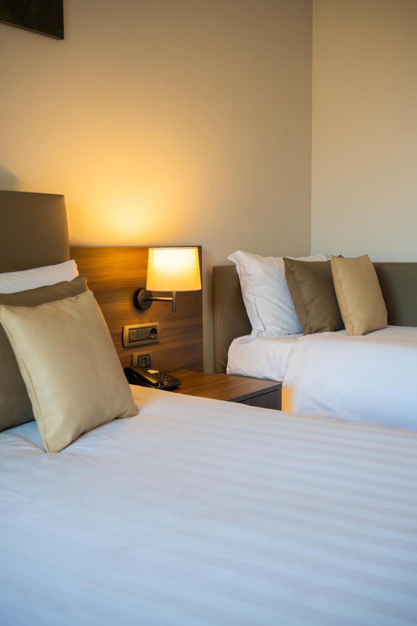 Hotel Ulivi Паратико Экстерьер фото